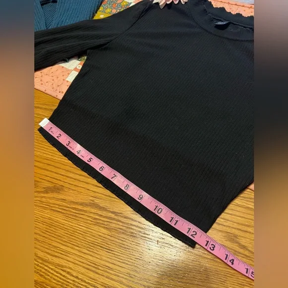 Lot (3)  SHEIN Ribbed Crop Tops - Large - Picture 8 of 13